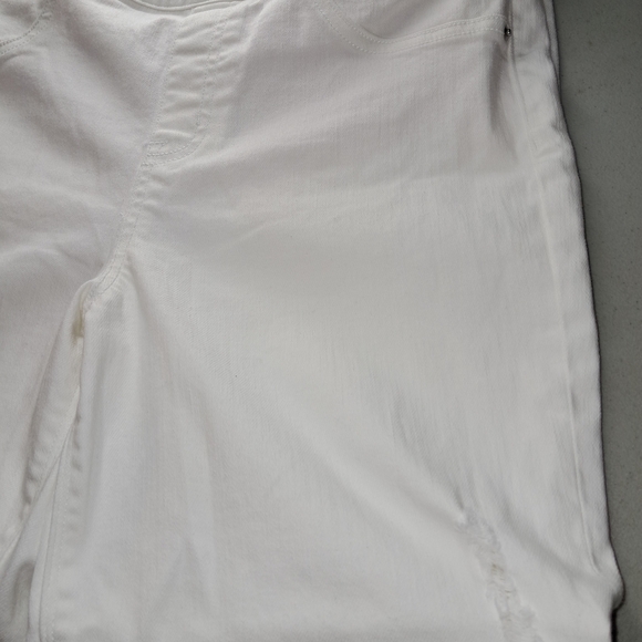 SPANX Classic White No Button Shapewear  Size M - Picture 5 of 10